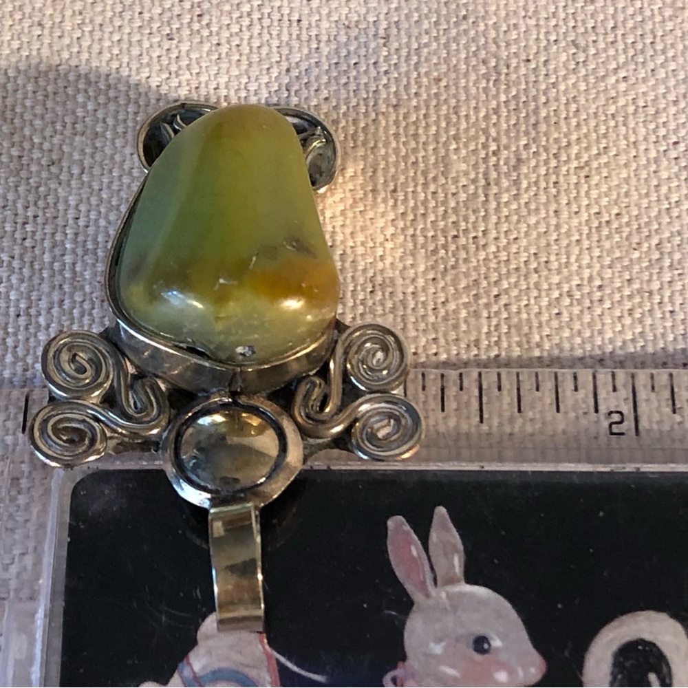 Vintage Green Turquoise & Tibetan Silver Tone Pendant - Picture 9 of 9